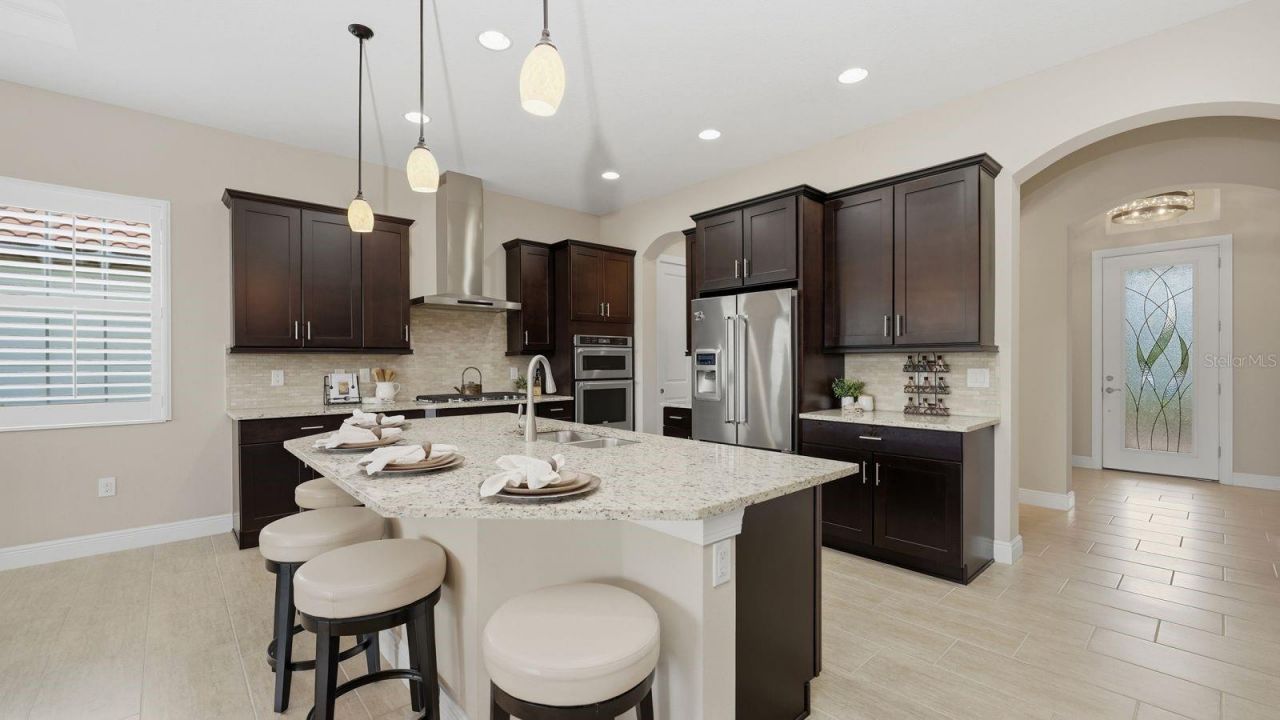 16525 Hillside Circle , Lakewood Ranch, FL 34202 Photo
