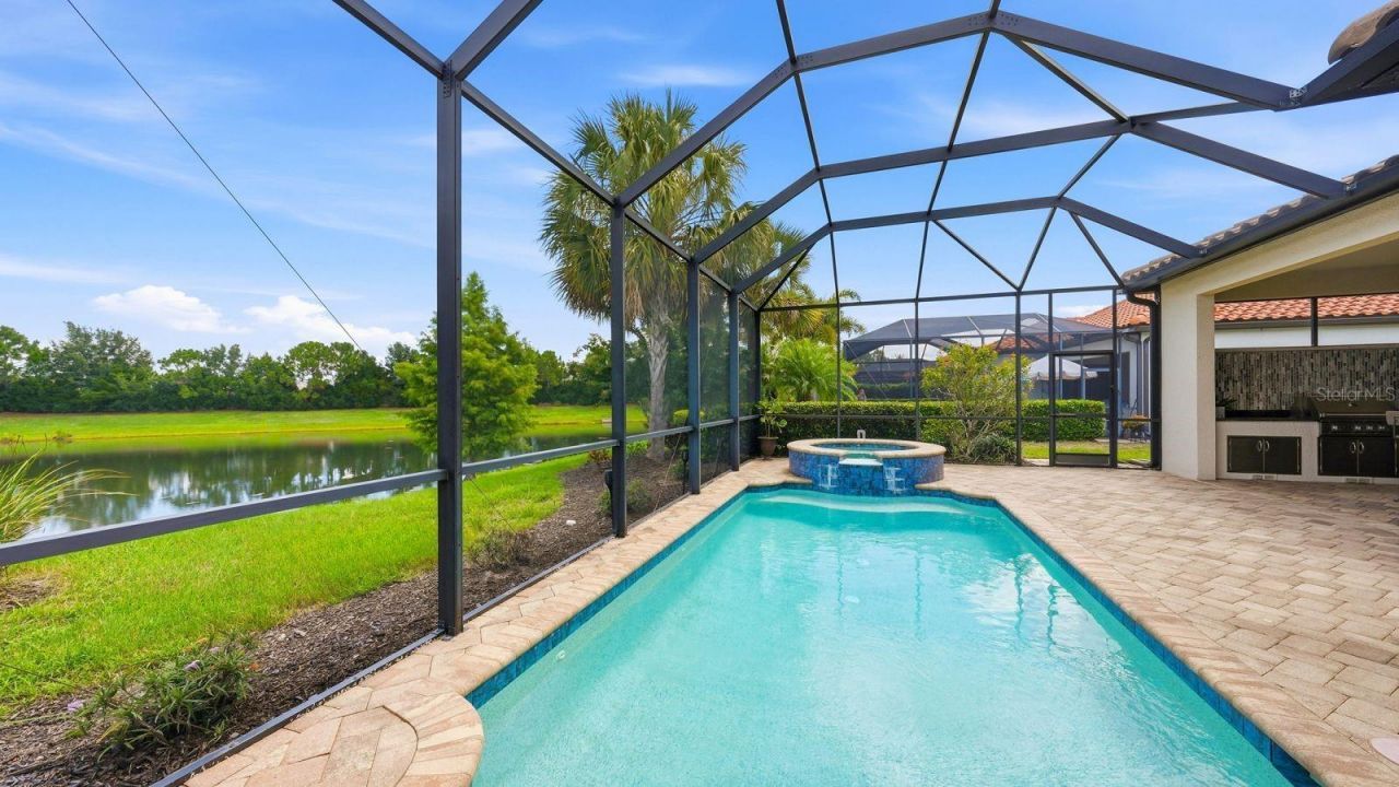 16525 Hillside Circle , Lakewood Ranch, FL 34202 Photo