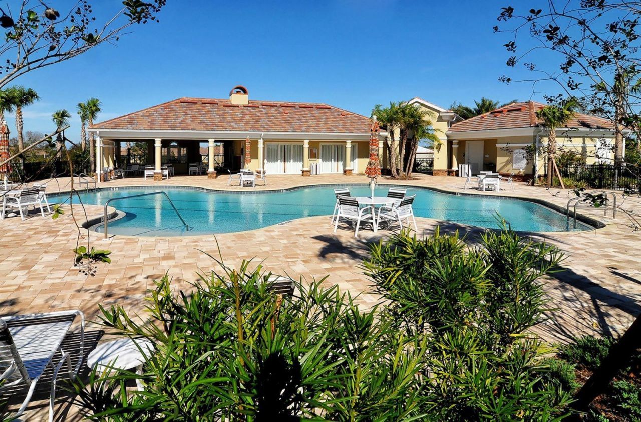 16525 Hillside Circle , Lakewood Ranch, FL 34202 Photo