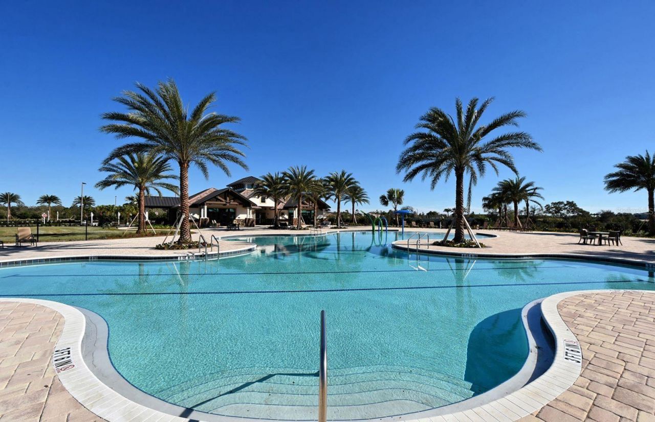 16525 Hillside Circle , Lakewood Ranch, FL 34202 Photo