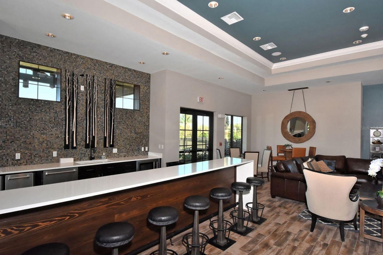 16525 Hillside Circle , Lakewood Ranch, FL 34202 Photo