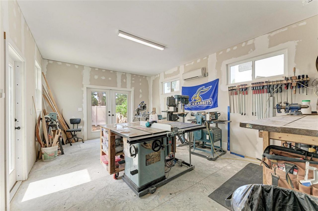 1300 Loma Linda Court , Sarasota, FL 34239 Photo