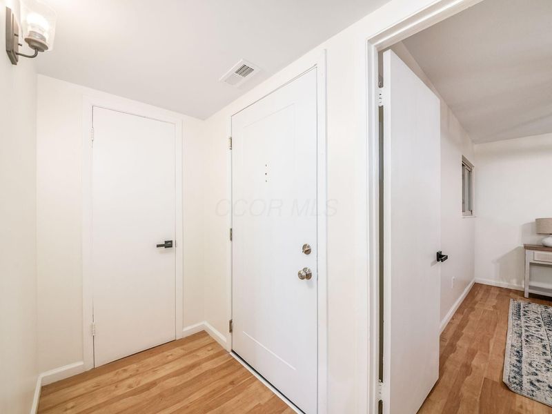 1476 Cliff Court , Unit 13, Columbus, OH 43204 Photo 4