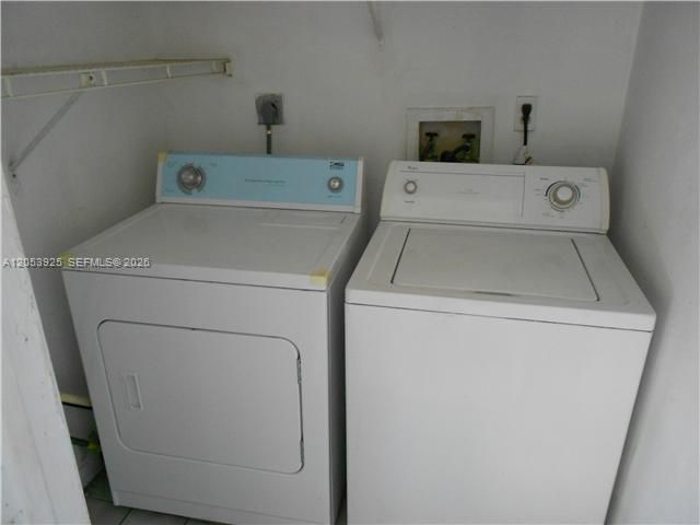 829 NE 199th St , Unit 204, Miami, FL 33179 Photo