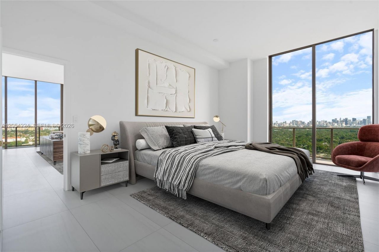 2678 Tigertail Ave , Unit PH1, Miami, FL 33133 Photo