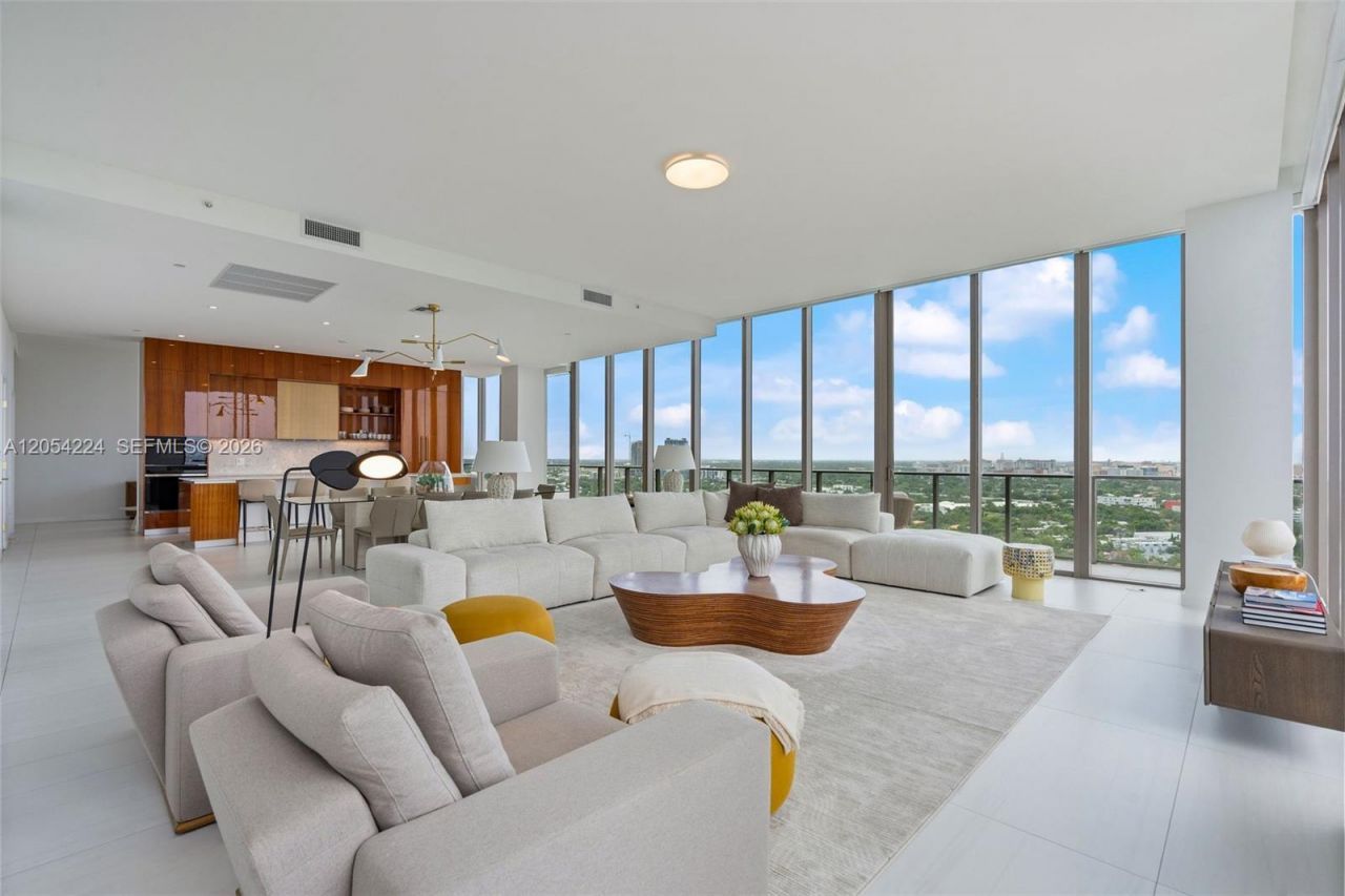 2678 Tigertail Ave , Unit PH1, Miami, FL 33133 Photo