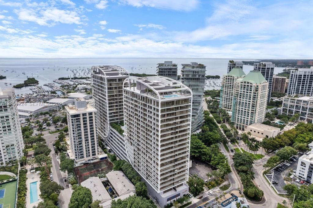 2678 Tigertail Ave , Unit PH1, Miami, FL 33133 Photo