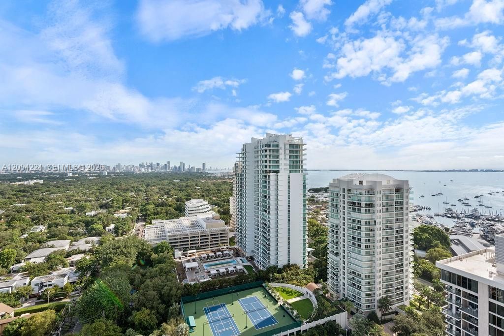 2678 Tigertail Ave , Unit PH1, Miami, FL 33133 Photo