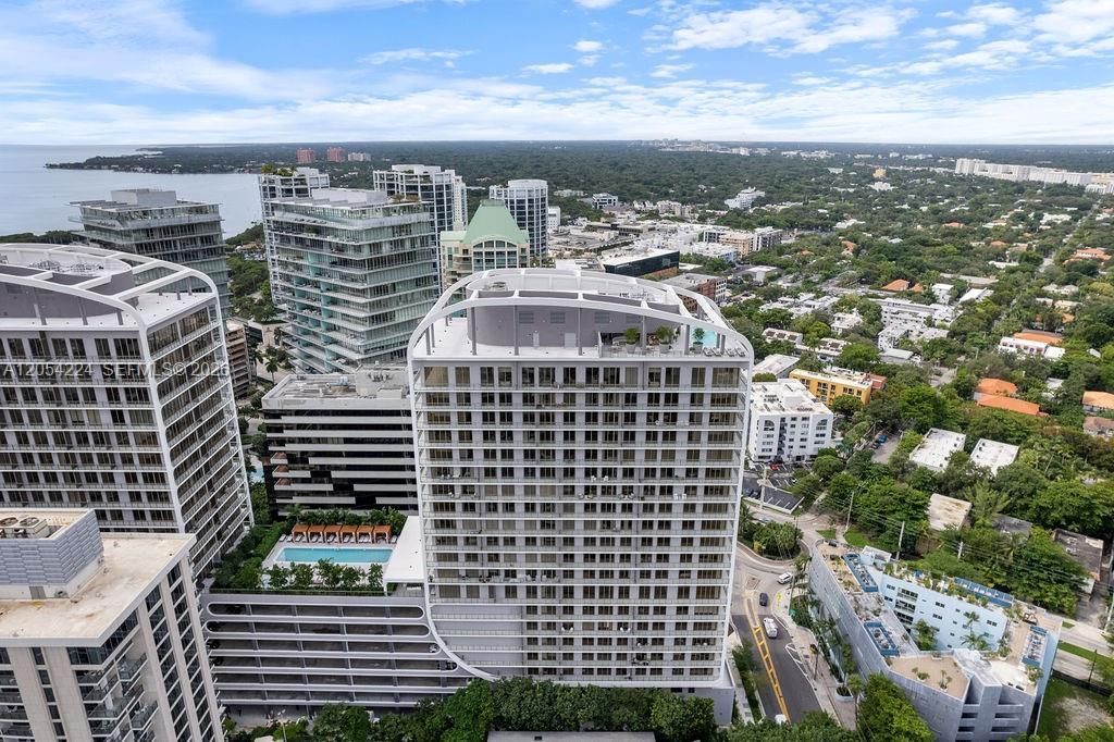 2678 Tigertail Ave , Unit PH1, Miami, FL 33133 Photo