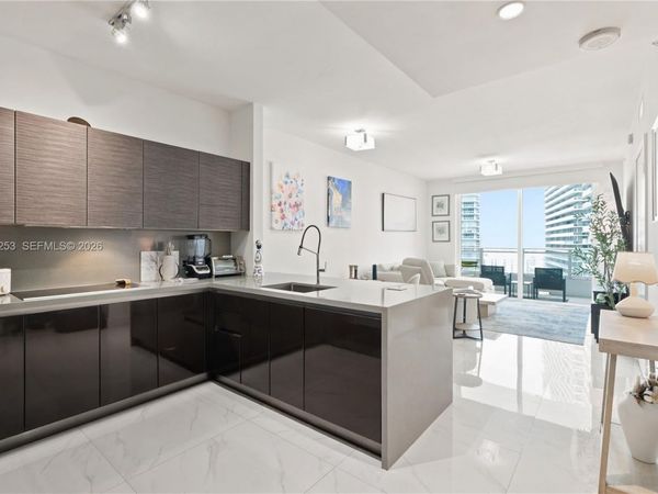 1080 Brickell Ave , Unit 1607, Miami, FL 33131