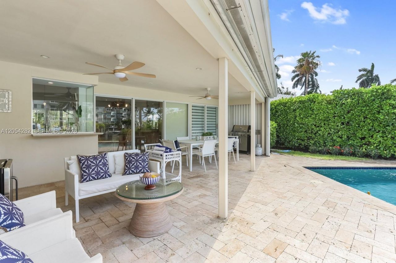 2762 NE 3rd St, Pompano Beach, FL 33062 Photo