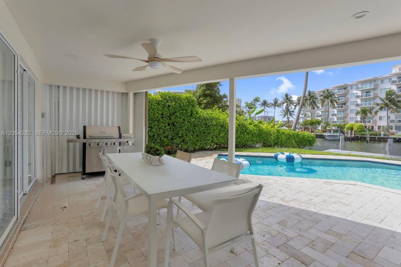 2762 NE 3rd St, Pompano Beach, FL 33062 Photo