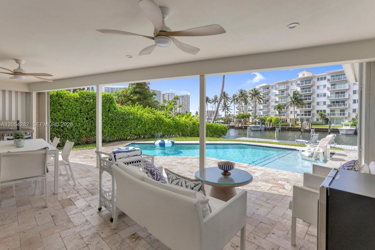 2762 NE 3rd St, Pompano Beach, FL 33062 Photo