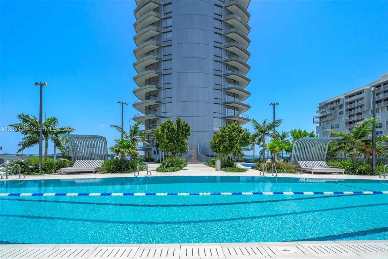 175 SE 25th Rd , Unit PH-4001, Miami, FL 33129 Photo