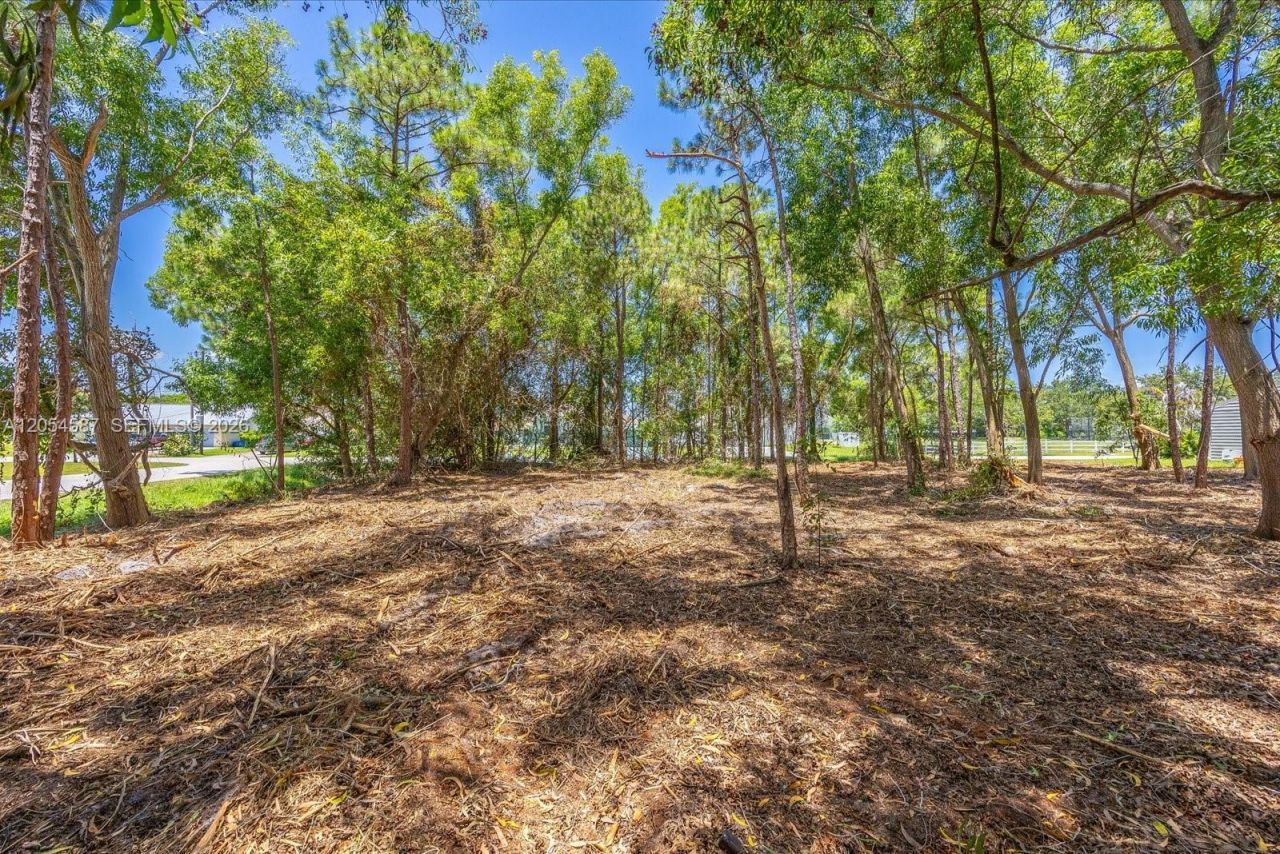 2801 SE Leigh Ave, Port Saint Lucie, FL 34952 Main Photo