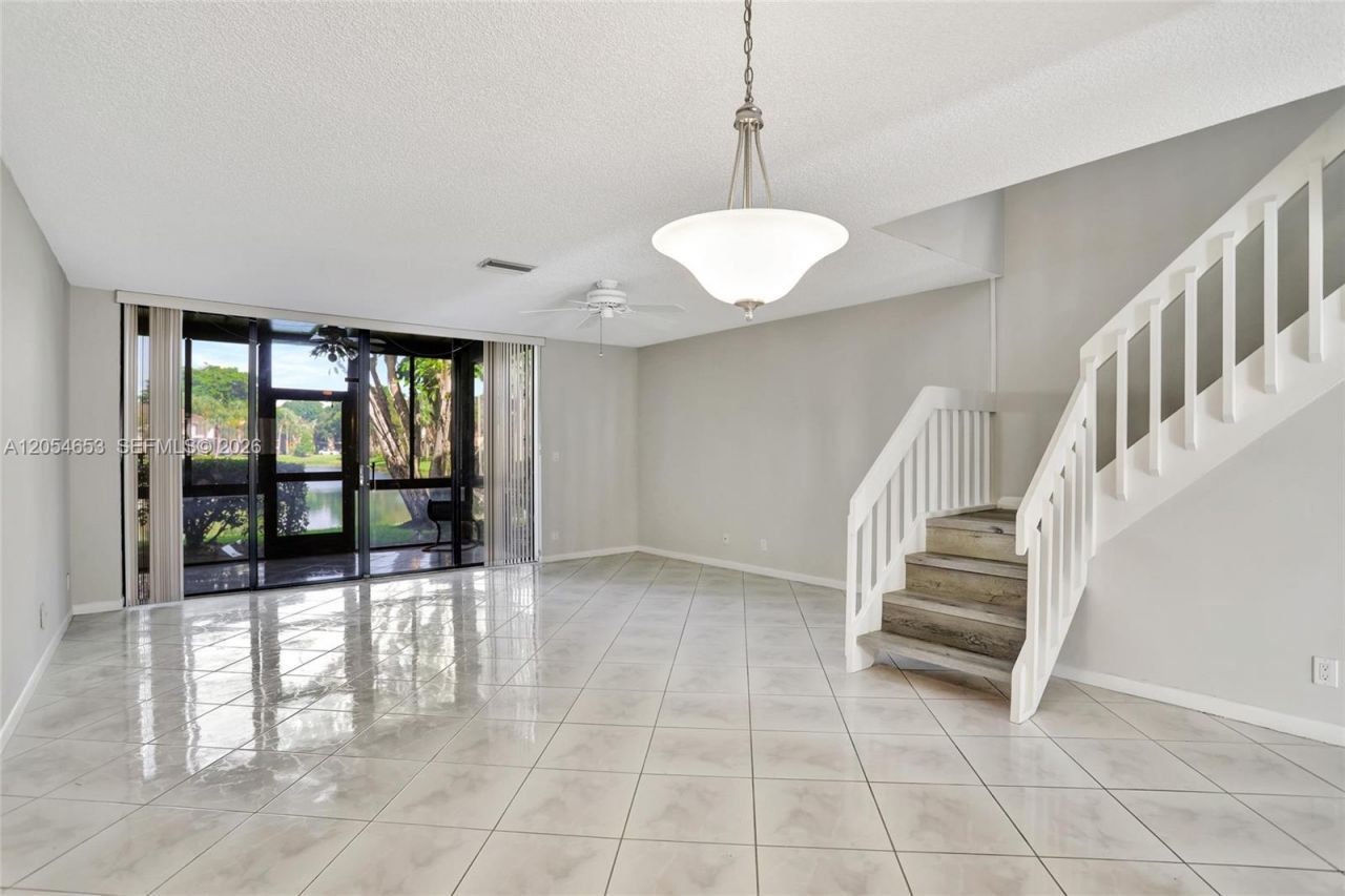 4615 S Carambola Cir S, Unit 27232, Coconut Creek, FL 33066 Photo
