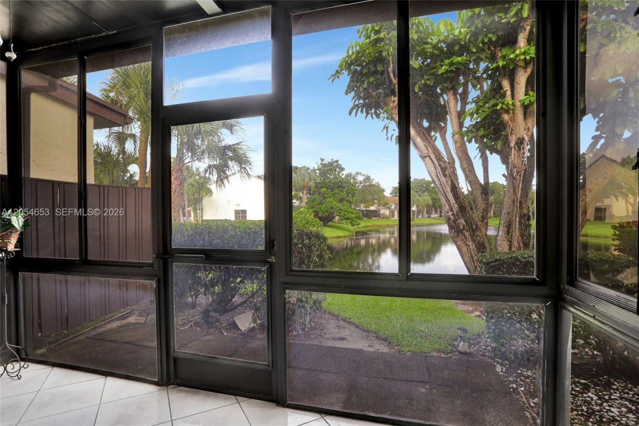 4615 S Carambola Cir S, Unit 27232, Coconut Creek, FL 33066 Photo