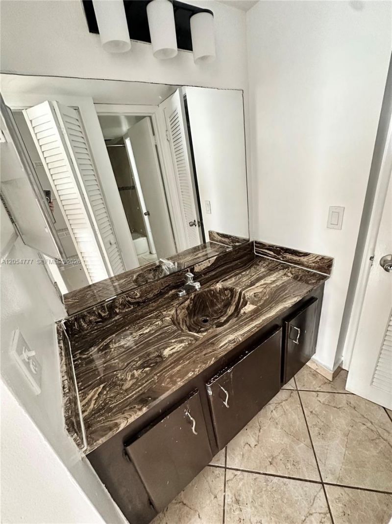 4111 Stirling Rd , Unit 408, Dania Beach, FL 33314 Photo