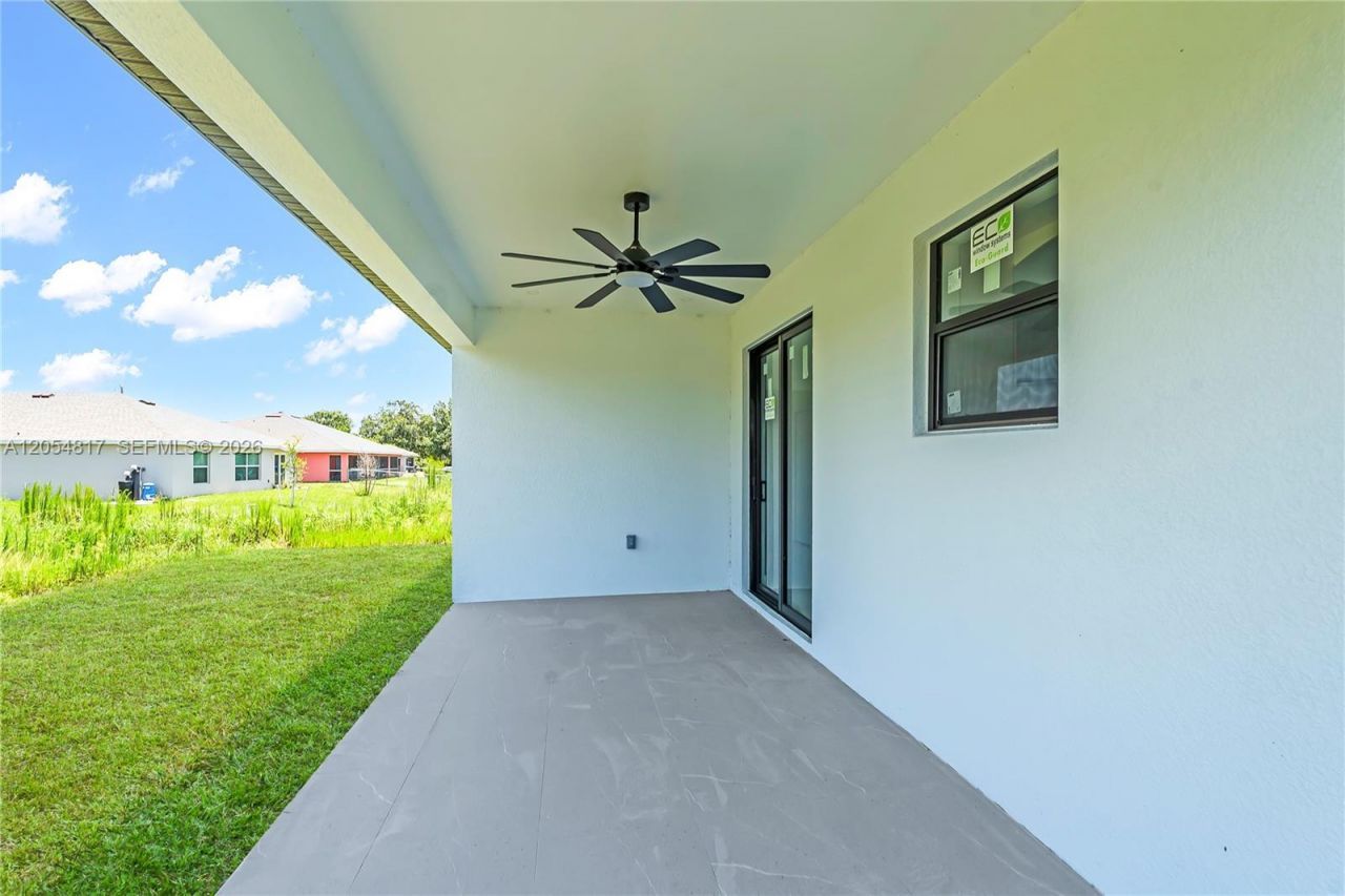 536 Rayford , Lehigh Acres, FL 33974 Photo