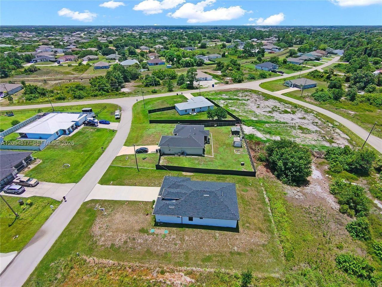 536 Rayford , Lehigh Acres, FL 33974 Photo