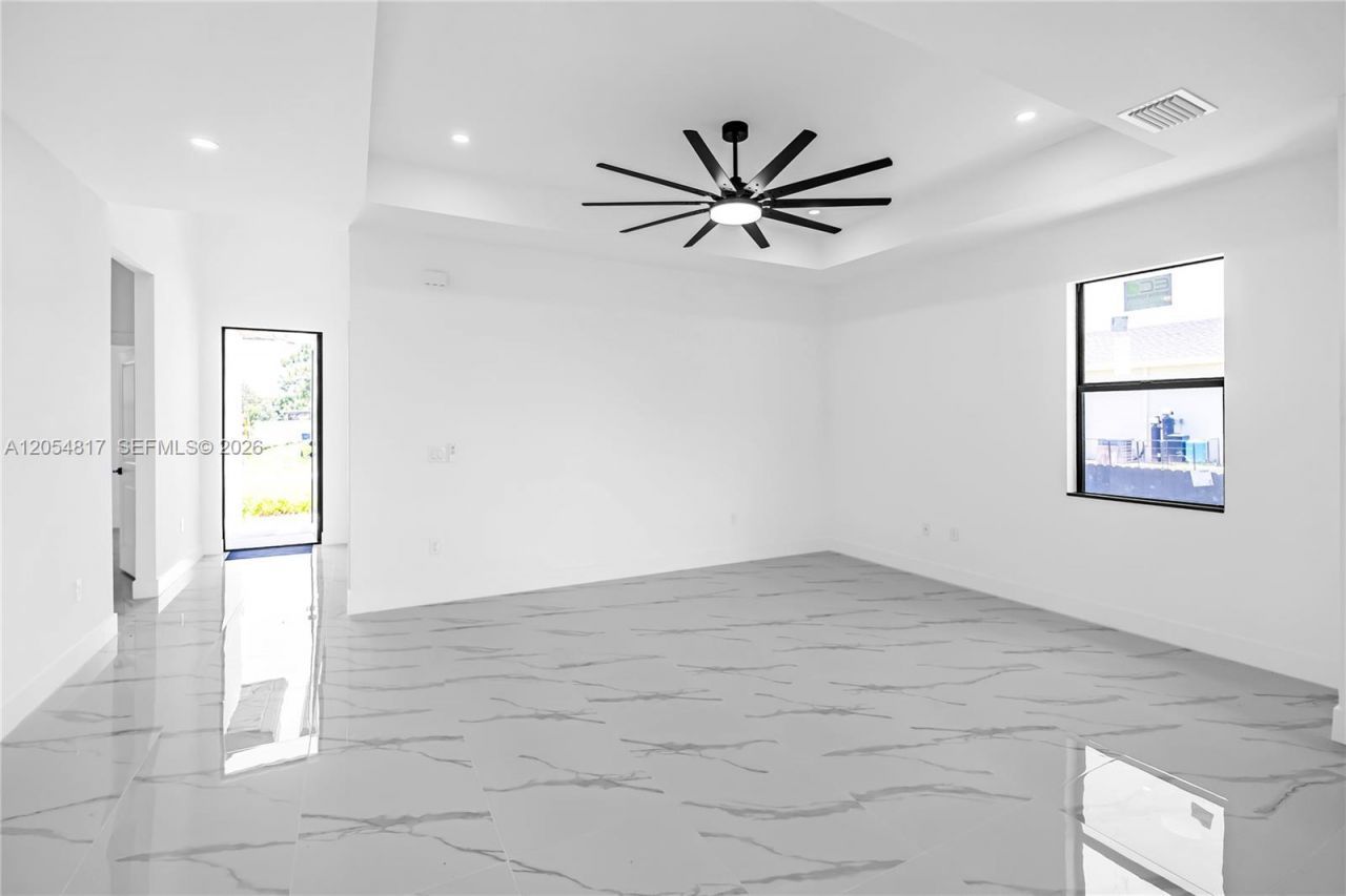 536 Rayford , Lehigh Acres, FL 33974 Photo