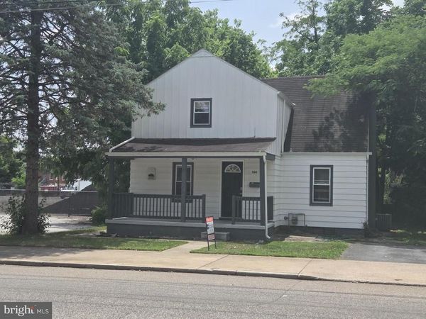 560 W NORTH STREET , CARLISLE, PA 17013
