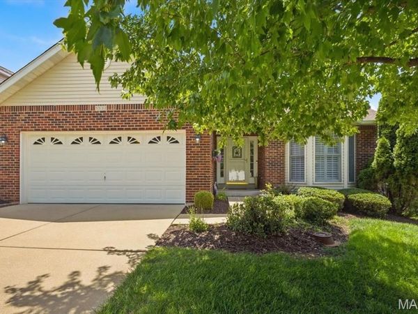 5532 Heather Bluff Court , Mehlville, MO 63128