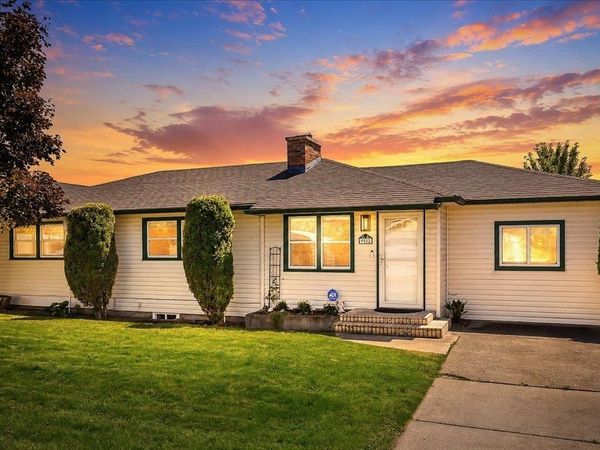 9522 E Valleyway Ave, Spokane, WA 99206
