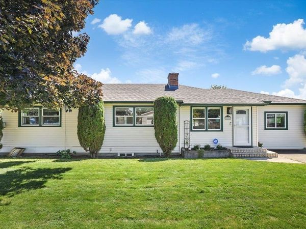 9522 E Valleyway Ave, Spokane, WA 99206