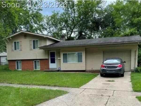 2828 Hampstead Drive, Flint, MI 48506