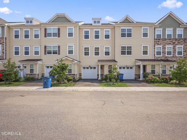 2104 John Deere Lane, Monroe, NJ 08831