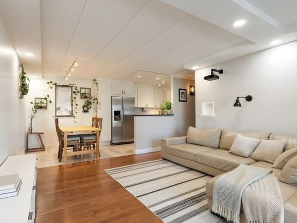 80 High St, Unit 101, Dedham, MA 02026