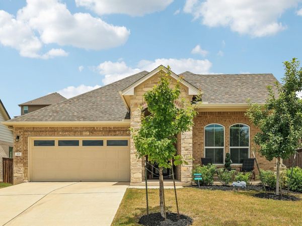 205 Indian Shoal DR, Georgetown, TX 78628
