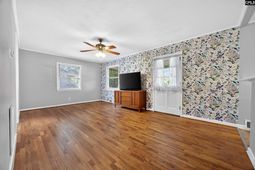 2815 Wesley Drive  photo 4