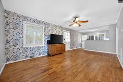 2815 Wesley Drive  photo 4