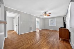 2815 Wesley Drive  photo 4