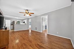 2815 Wesley Drive  photo 4