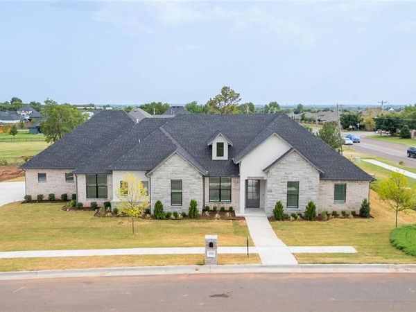 4500 SE 37th Street, Moore, OK 73165