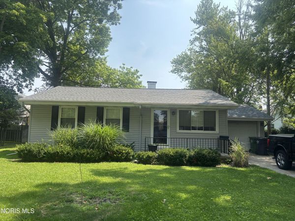 910 Hubbel Street, Maumee, OH 43537