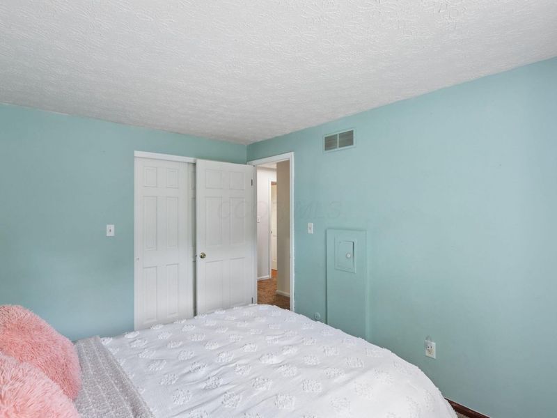 11766 Kennington Square W, Pickerington, OH 43147 Photo 28