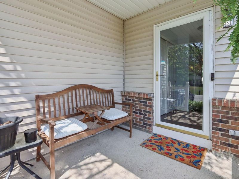 11766 Kennington Square W, Pickerington, OH 43147 Photo 4