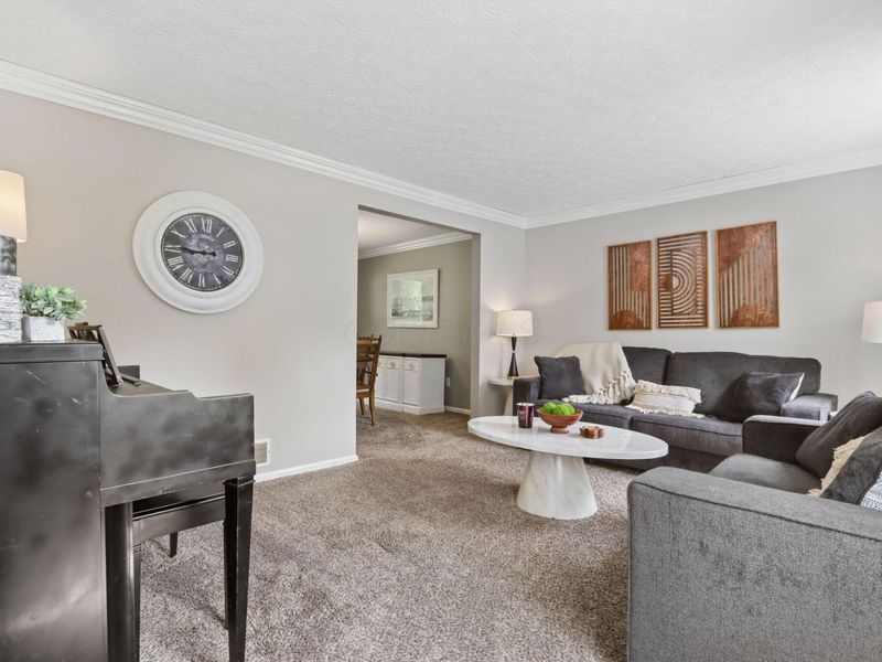 11766 Kennington Square W, Pickerington, OH 43147 Photo 7