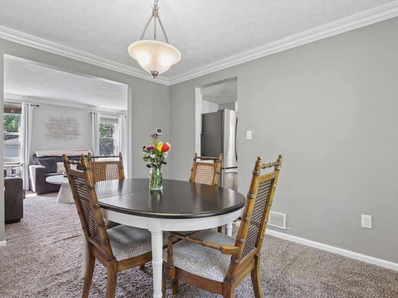 11766 Kennington Square W, Pickerington, OH 43147 Photo 9