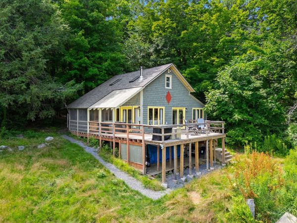 139 Old Country Road, New Ipswich, NH 03071