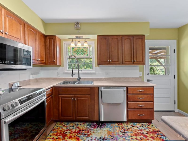 2963 Goda Avenue, Green Township, OH 45211 Photo 14