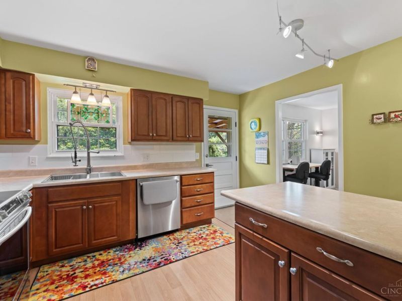 2963 Goda Avenue, Green Township, OH 45211 Photo 15