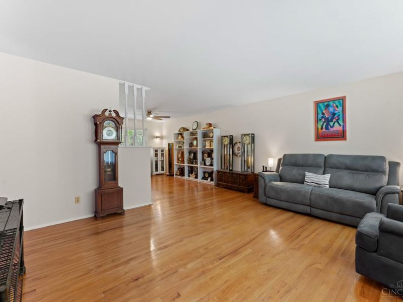 2963 Goda Avenue, Green Township, OH 45211 Photo 5