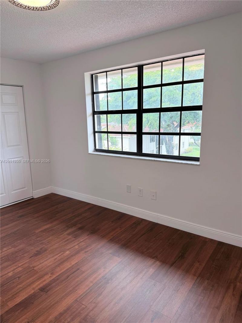 9850 Hammocks Blvd, Unit 107, Miami, FL 33196 Photo