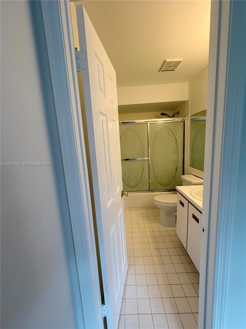 9850 Hammocks Blvd, Unit 107, Miami, FL 33196 Photo