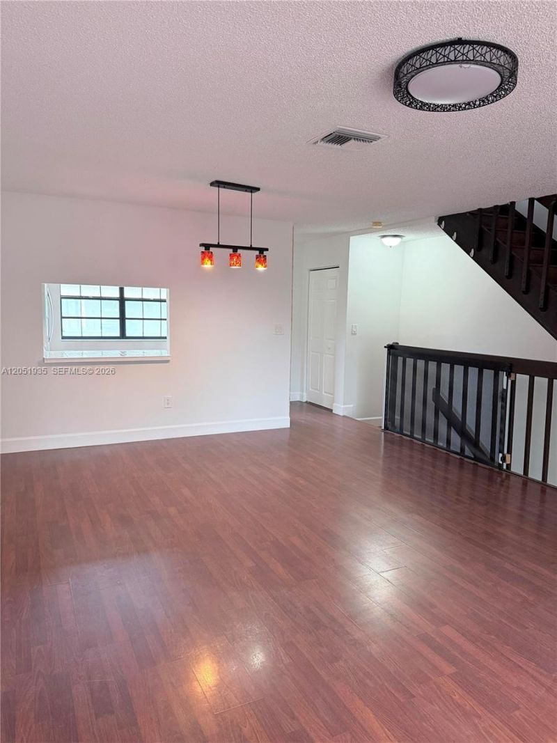 9850 Hammocks Blvd, Unit 107, Miami, FL 33196 Photo